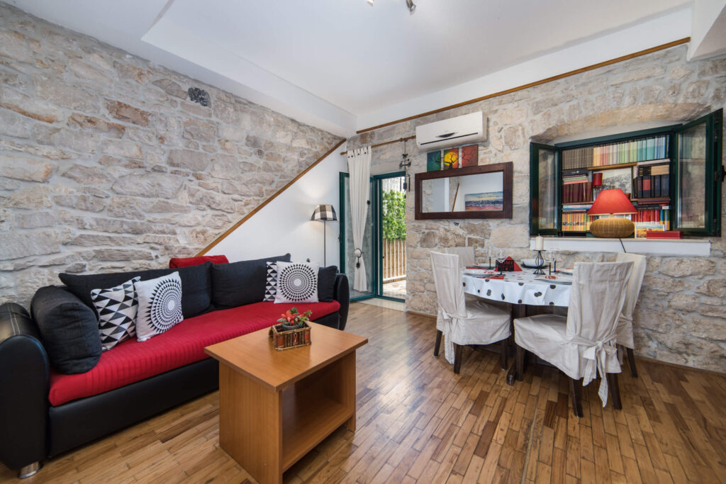 Apartments_Gajeta_near_sea_Gradac_Riviera_apartments_near_Makarska_03