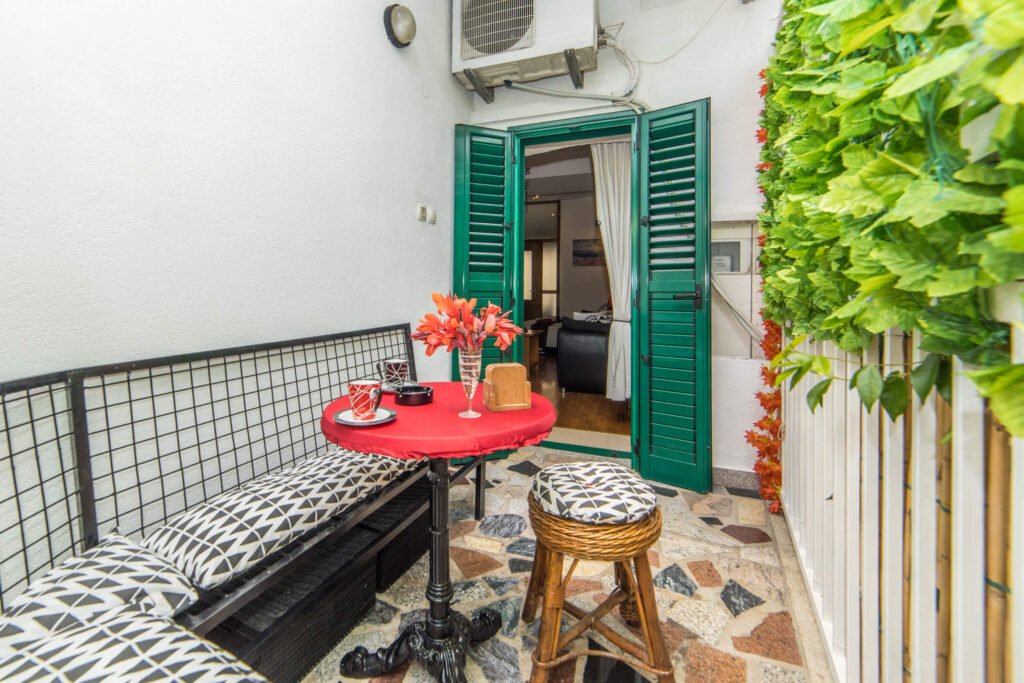 Apartments_Gajeta_near_sea_Gradac_Riviera_apartments_near_Makarska_14