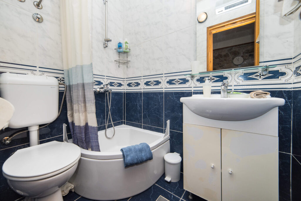Apartments_Gajeta_near_sea_Gradac_Riviera_apartments_near_Makarska_35
