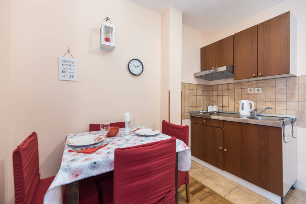 Apartments_Gajeta_near_sea_Gradac_Riviera_apartments_near_Makarska_43